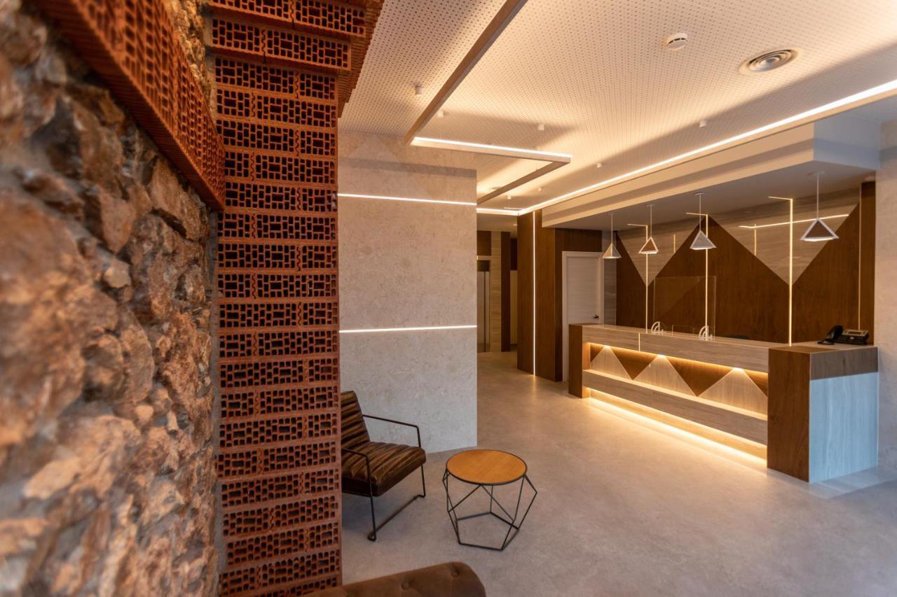 Art Apartments Castelldefels Exterior foto