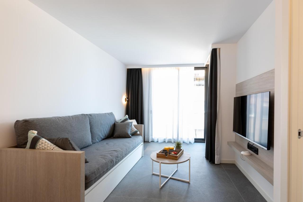 Art Apartments Castelldefels Exterior foto